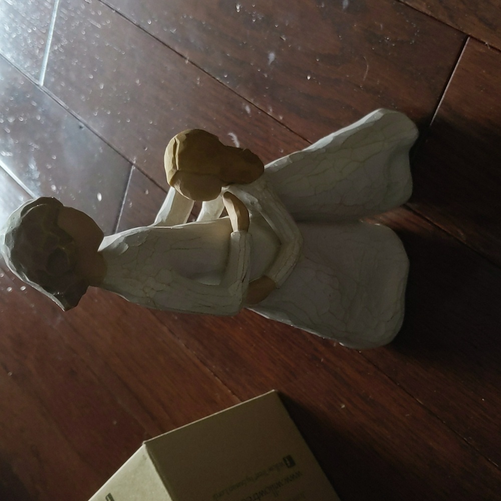 Willow Tree Mother Daughter figure